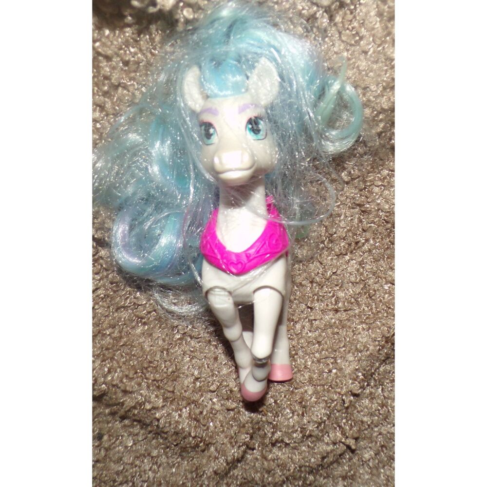 Barbie Dreamtopia sparkle horse